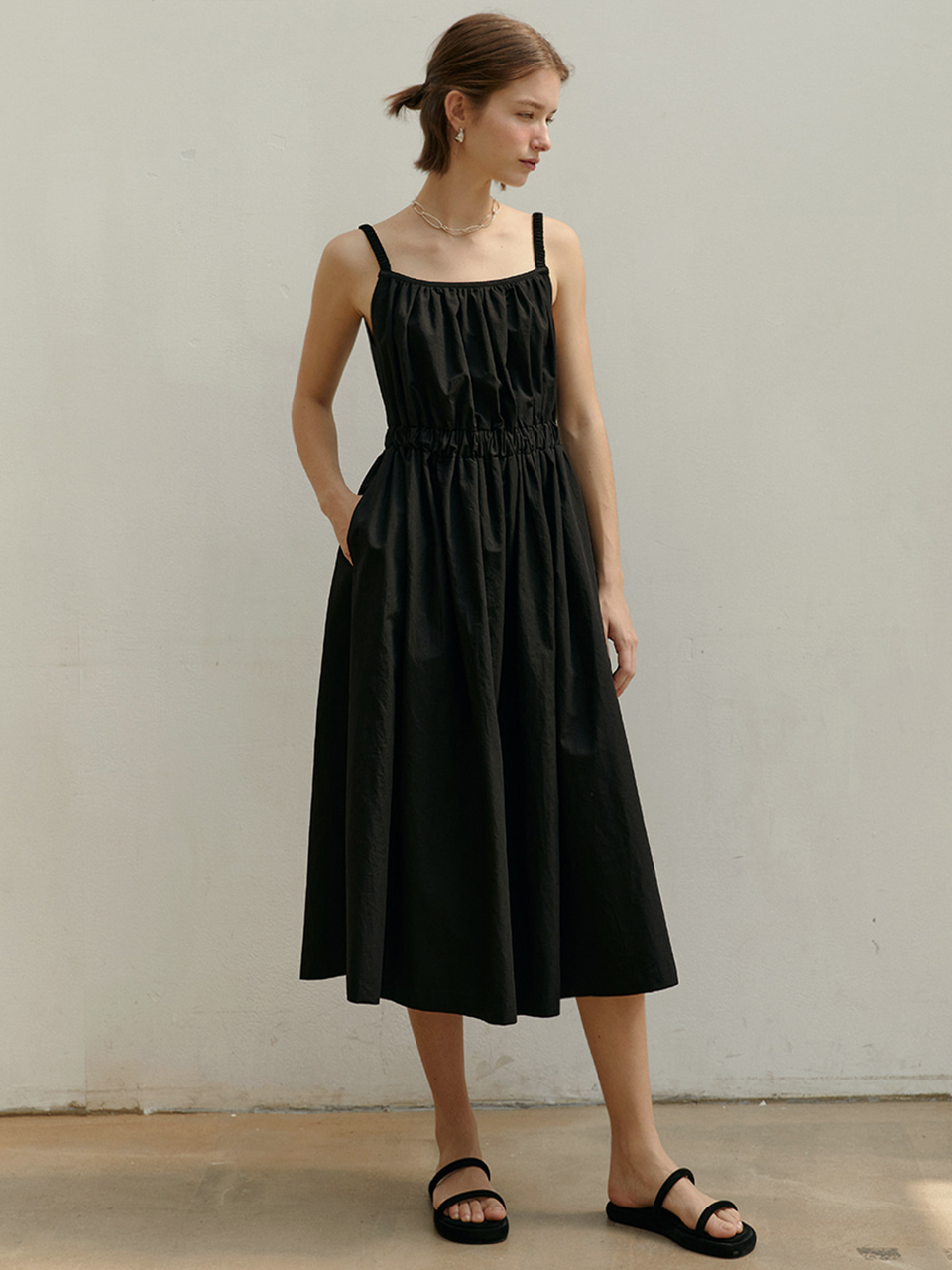 [재입고]LINDY sleeveless linen long dress_Black